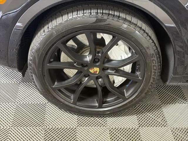 2022 Porsche Cayenne Turbo
