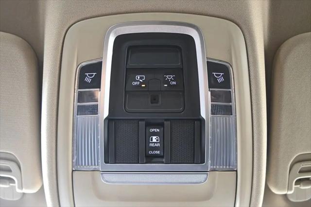 2020 Ram 1500 Laramie Crew Cab 4x4 57 Box