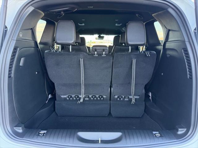 2027 Chrysler Pacifica LX