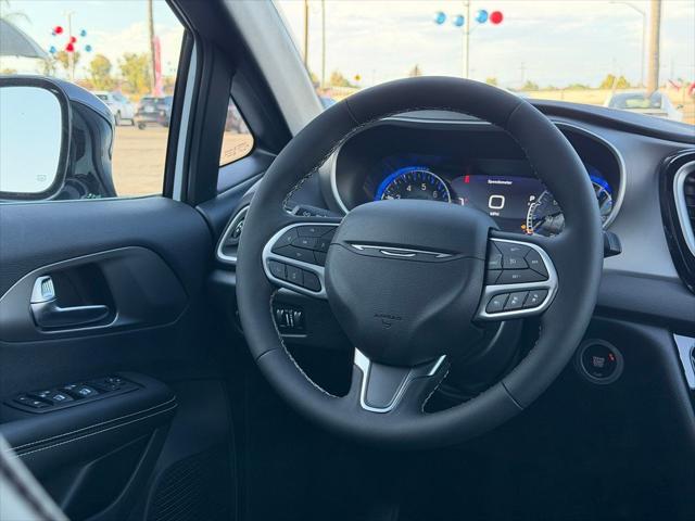 2027 Chrysler Pacifica LX