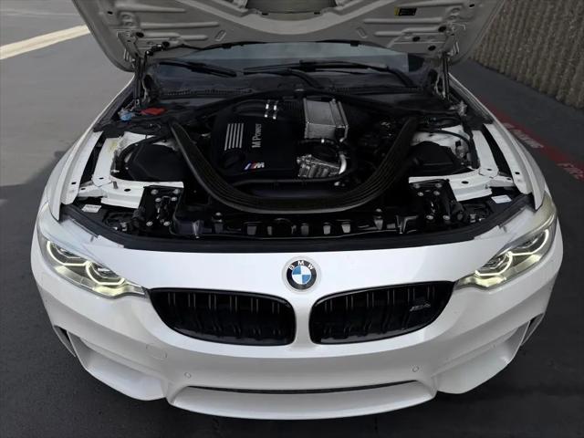 2017 BMW M4 Standard