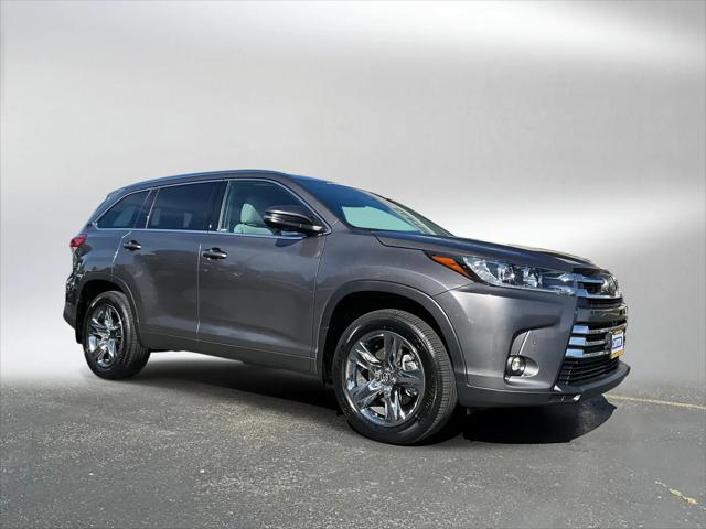 2019 Toyota Highlander Limited Platinum for sale in Lynnwood, WA