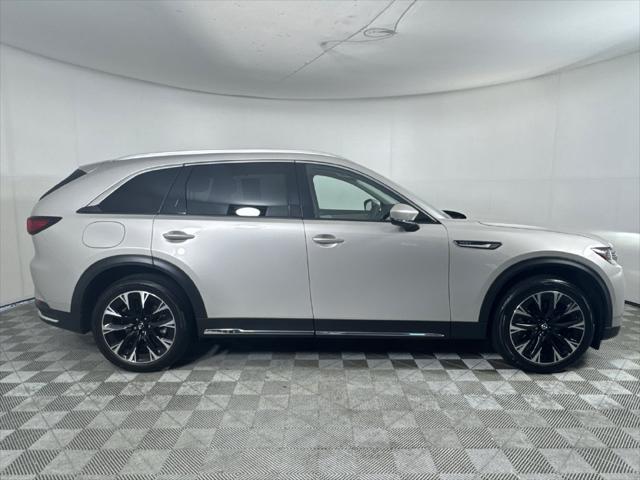 2025 Mazda X-90 Premium Plus Package
