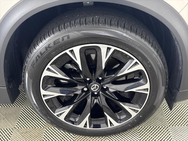 2025 Mazda X-90 Premium Plus Package