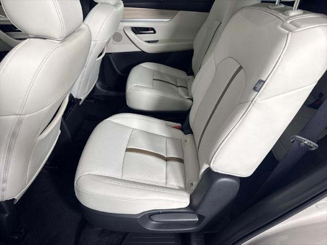 2025 Mazda X-90 Premium Plus Package