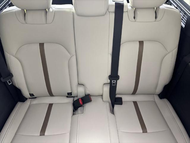 2025 Mazda X-90 Premium Plus Package