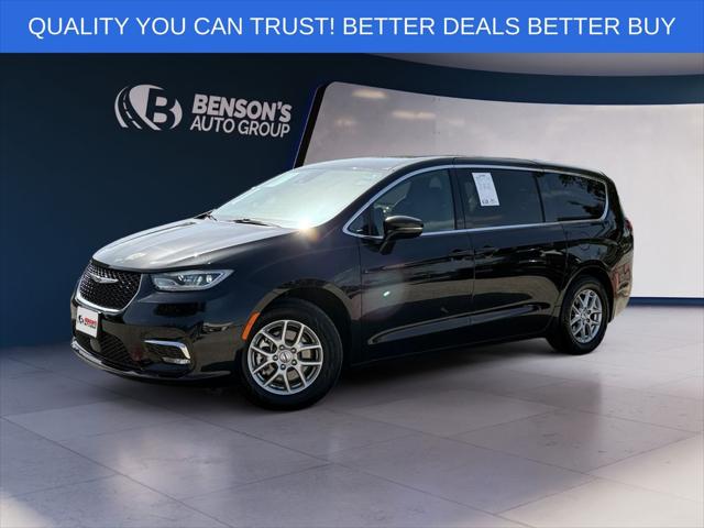 2025 Chrysler Pacifica Select for sale in San Antonio, TX