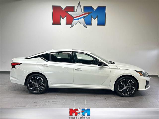 2023 Nissan Altima SR Intelligent AWD 2023 Nissan Altima SR Intelligent AWD