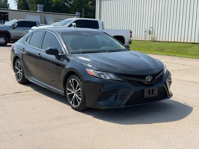 2018 Toyota Camry LE for sale in Cape Girardeau, MO
