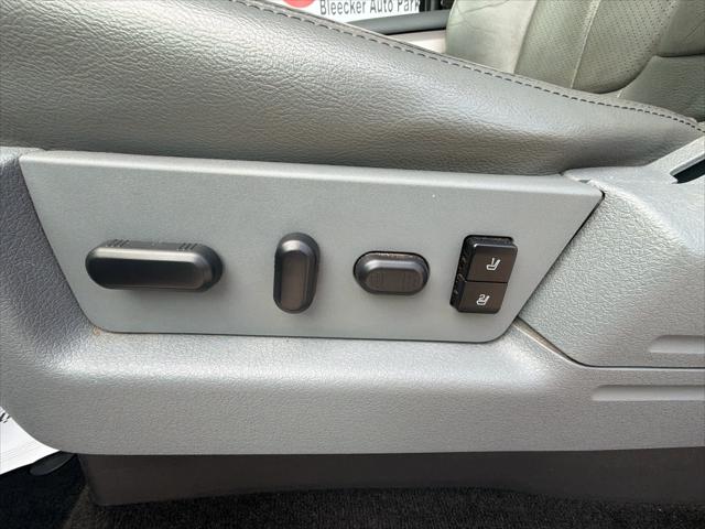 2013 Ford F-150 Lariat 2WD Supercrew 145