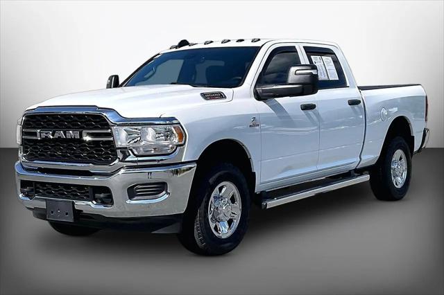 2024 Ram 3500 Tradesman Crew Cab 4x4 64 Box