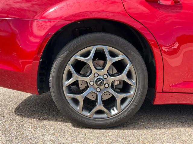 2017 Chrysler 300 300S AWD
