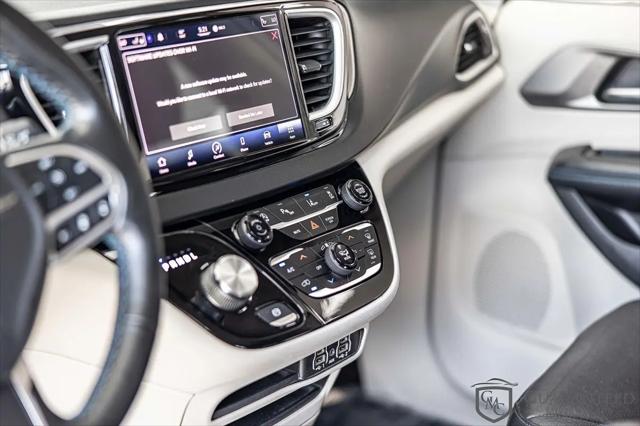 2021 Chrysler Pacifica Touring L