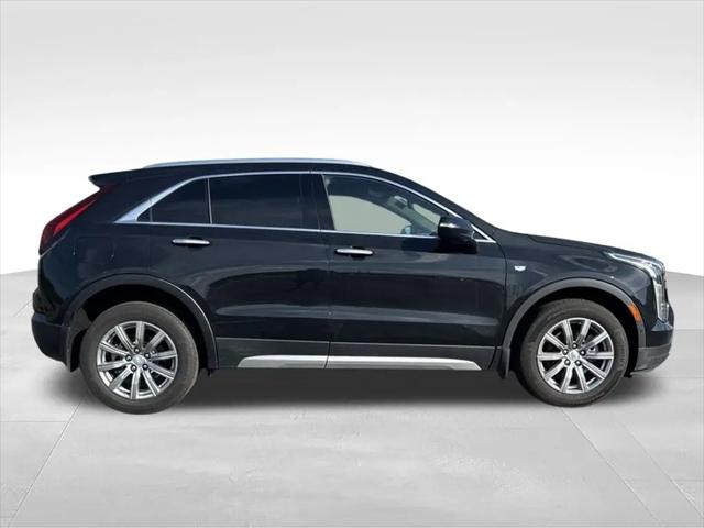 2022 Cadillac XT4 Premium Luxury