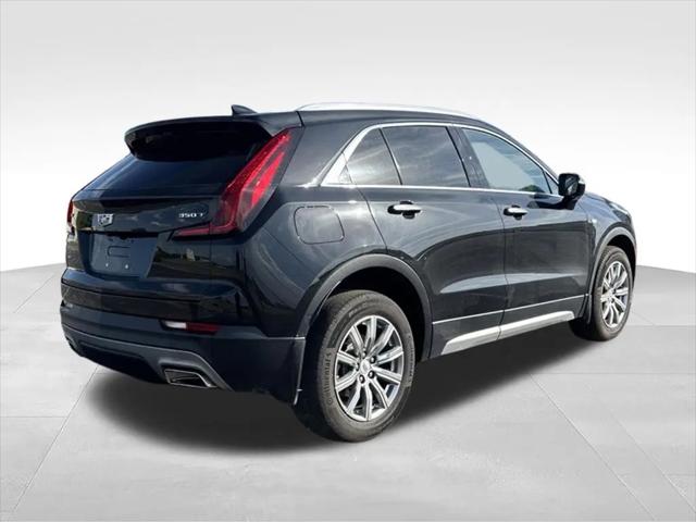 2022 Cadillac XT4 Premium Luxury