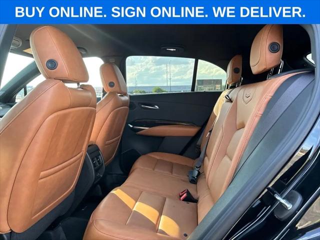 2022 Cadillac XT4 Premium Luxury
