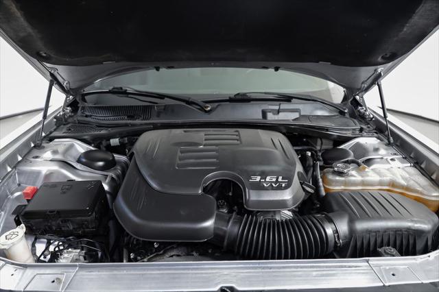 2016 Dodge Challenger SXT