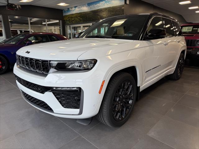 2027 Jeep Grand Cherokee GRAND CHEROKEE SUMMIT 4X4 2027 Jeep Grand Cherokee GRAND CHEROKEE SUMMIT 4X4
