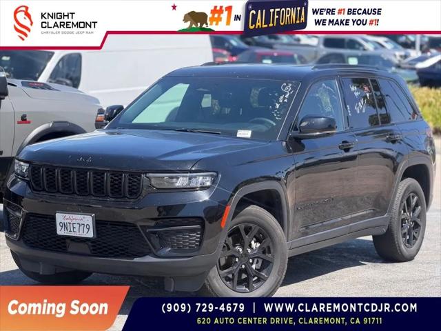 2025 Jeep Grand Cherokee Altitude 4x4 for sale in Claremont, CA