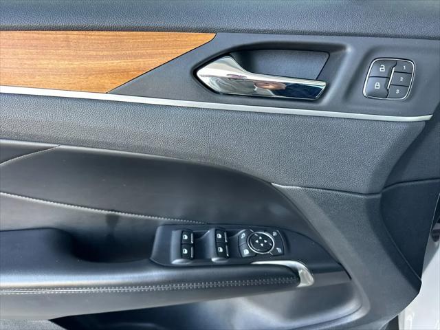 2019 Lincoln MKC Select