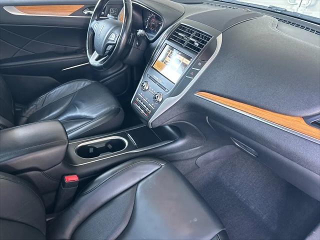 2019 Lincoln MKC Select