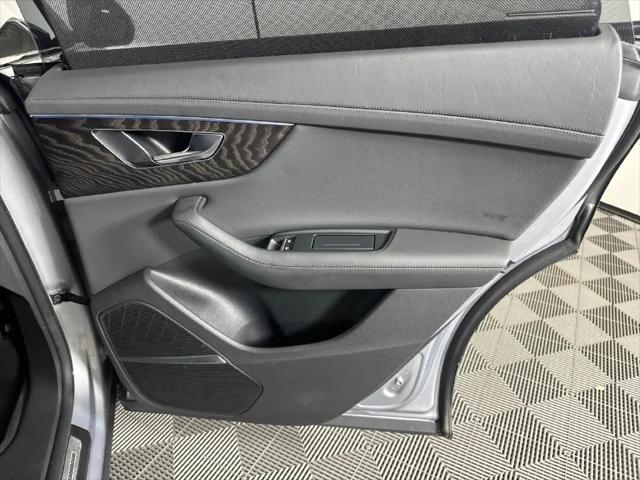 2022 Audi Q8 Prestige 55 TFSI quattro Tiptronic