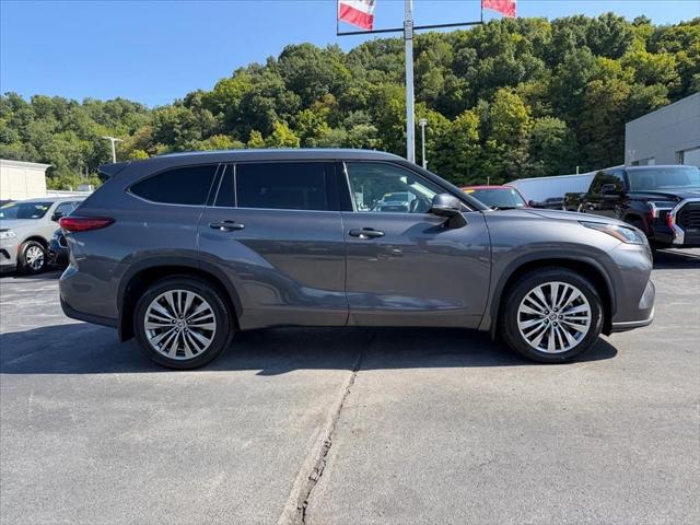 2021 Toyota Highlander Platinum 2021 Toyota Highlander Platinum