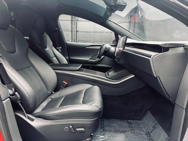 2022 Tesla Model X Plaid Tri Motor All-Wheel Drive