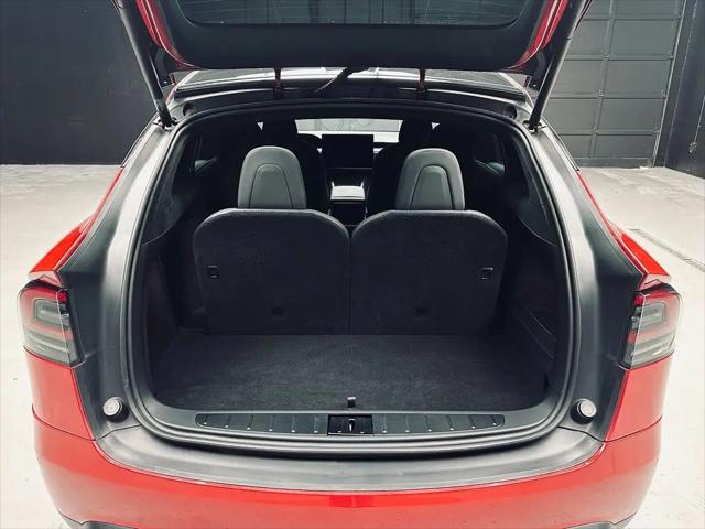 2022 Tesla Model X Plaid Tri Motor All-Wheel Drive