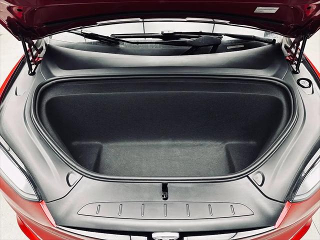 2022 Tesla Model X Plaid Tri Motor All-Wheel Drive
