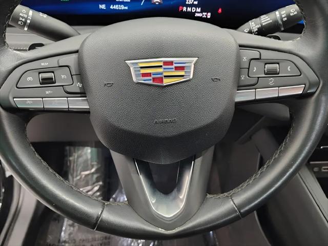 2025 Cadillac XT4 AWD Premium Luxury
