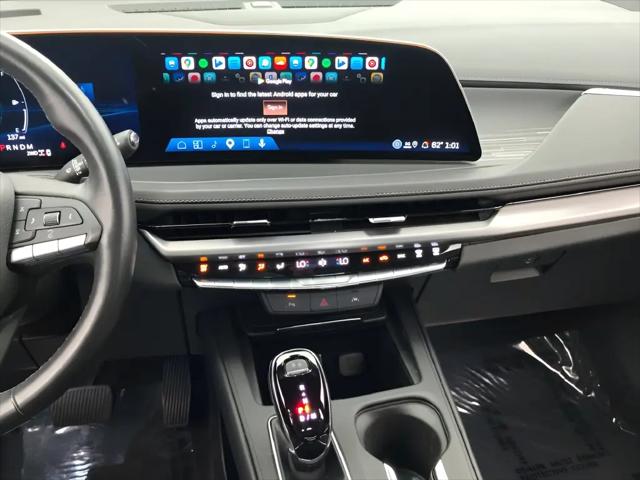 2025 Cadillac XT4 AWD Premium Luxury