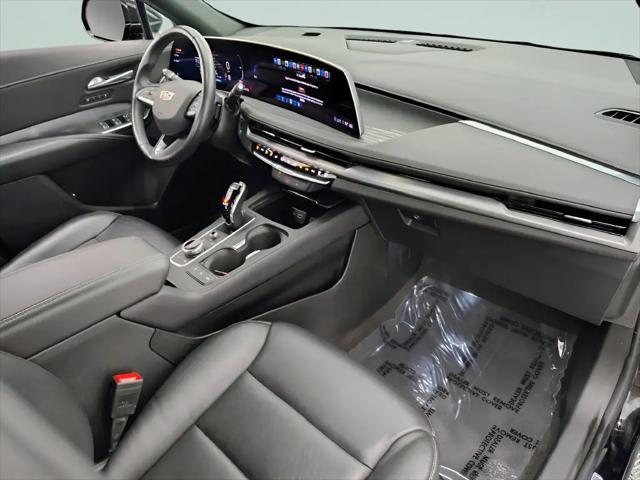 2025 Cadillac XT4 AWD Premium Luxury