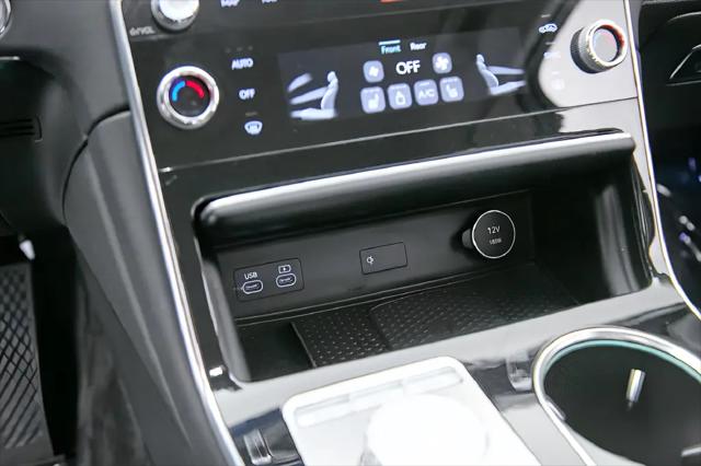 2025 Genesis GV80 2.5T Standard AWD