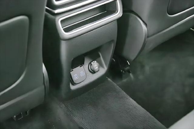 2025 Genesis GV80 2.5T Standard AWD