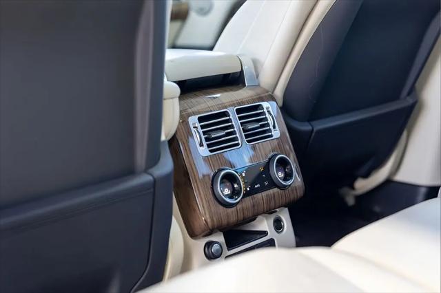 2022 Land Rover Range Rover P525 Westminster