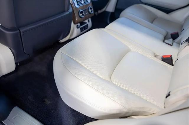 2022 Land Rover Range Rover P525 Westminster