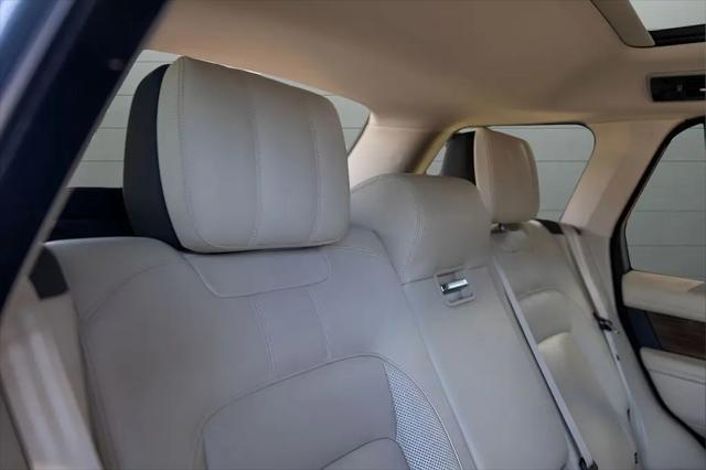 2022 Land Rover Range Rover P525 Westminster