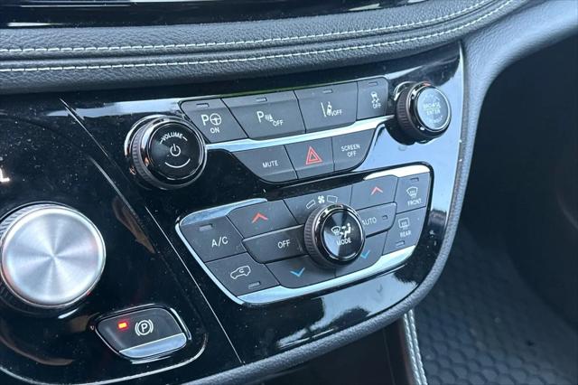 2021 Chrysler Pacifica Hybrid Limited