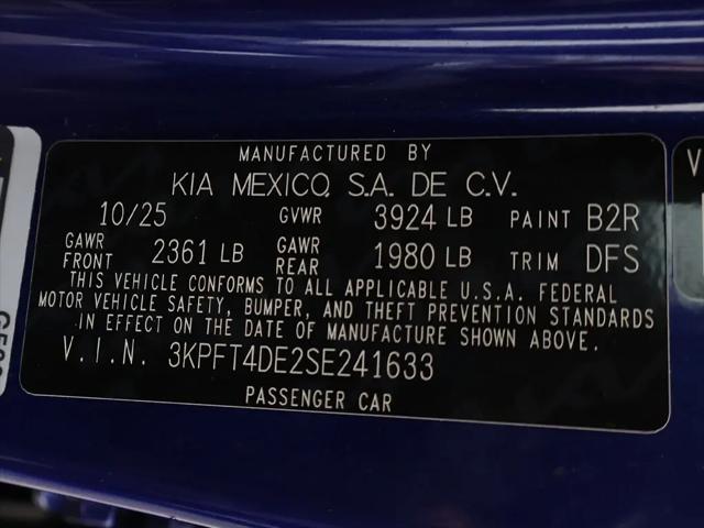 2025 Kia K4 LXS