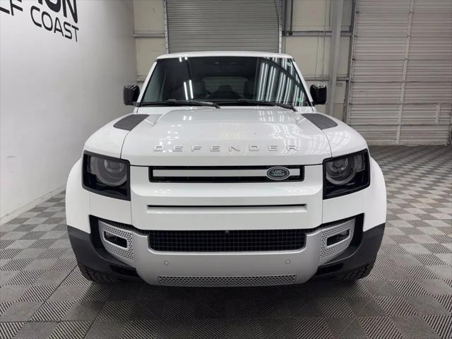 2023 Land Rover Defender 110 SE