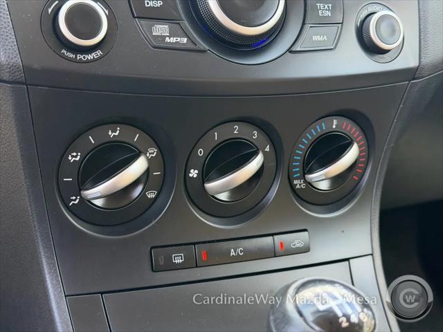 2012 Mazda Mazda3 i Touring