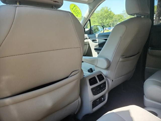 2021 Honda Pilot Touring 7-Passenger