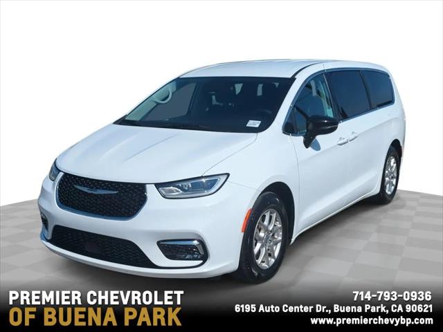 2024 Chrysler Pacifica Touring L for sale in Buena Park, CA