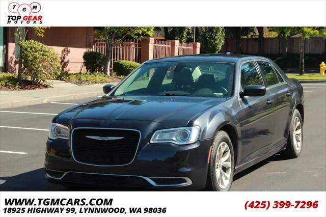2015 Chrysler 300 Limited for sale in Lynnwood, WA