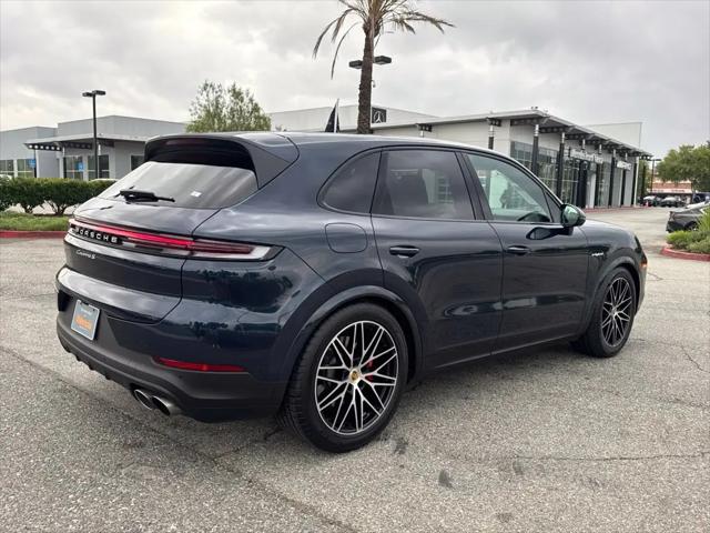 2024 Porsche Cayenne E-Hybrid S