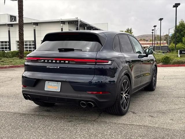 2024 Porsche Cayenne E-Hybrid S