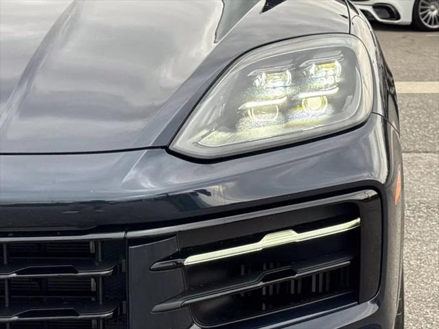 2024 Porsche Cayenne E-Hybrid S