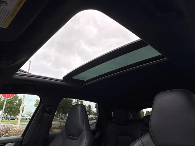2024 Porsche Cayenne E-Hybrid S