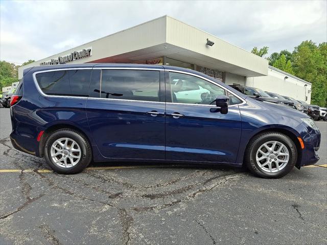 2020 Chrysler Pacifica Touring